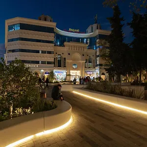 Square **** באקו